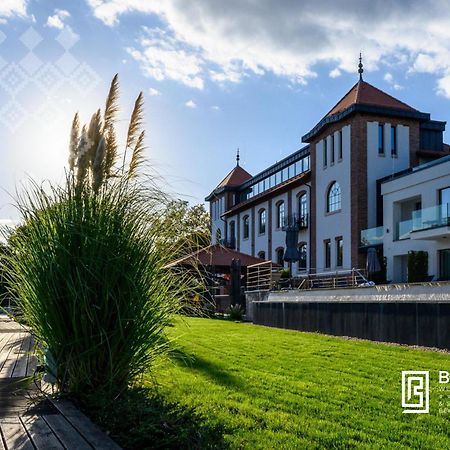 Bordur Wellness Hotel Superior Es Szonyegmuzeum Bekesszentandras Exterior photo
